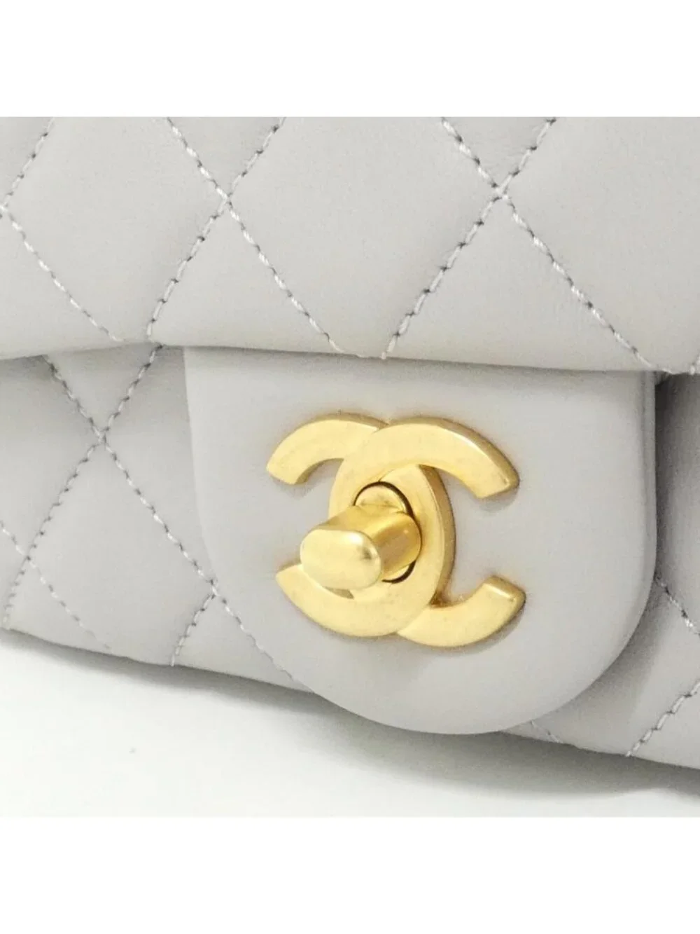 Chanel repair 87 brand